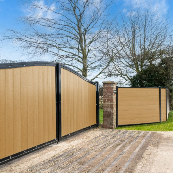 DuraPost Vista Cedar Composite Fencing Board 1800 x 150 x 20mm ( 4 Pack)