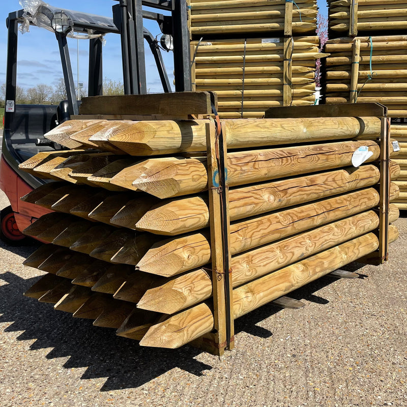 150mm Round Fence posts – Pointed UC4