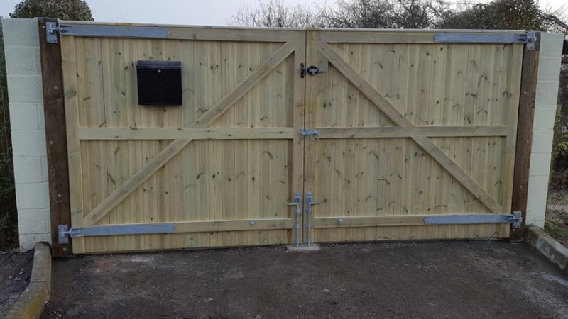 Flat Top Made to Measure Drive Gates