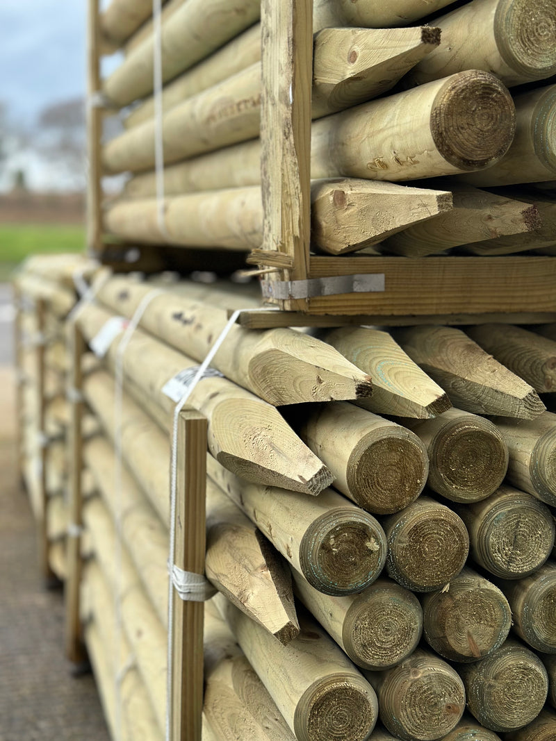 85mm Round Fence post 1.8m – Pointed UC4
