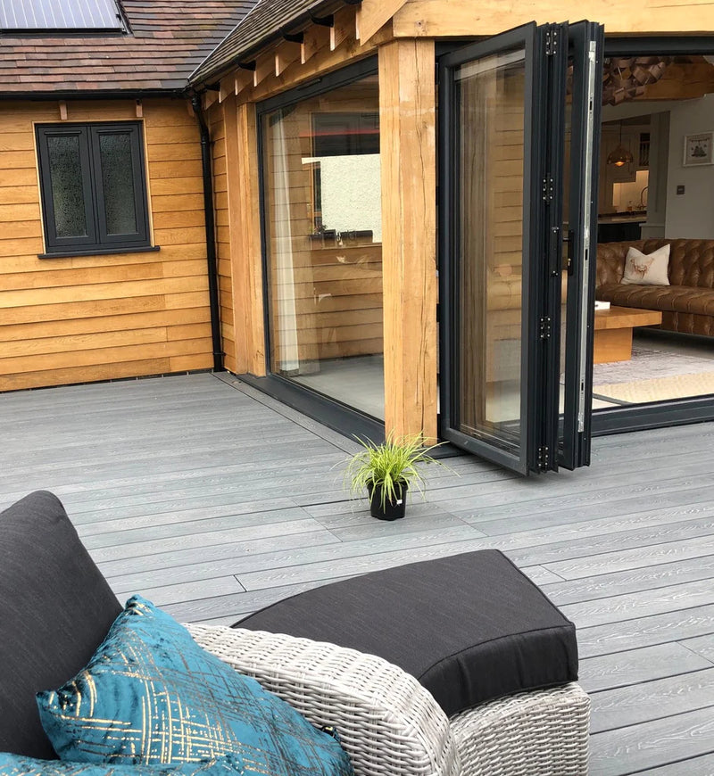 Composite Deck Board with 10 Clips & Screws